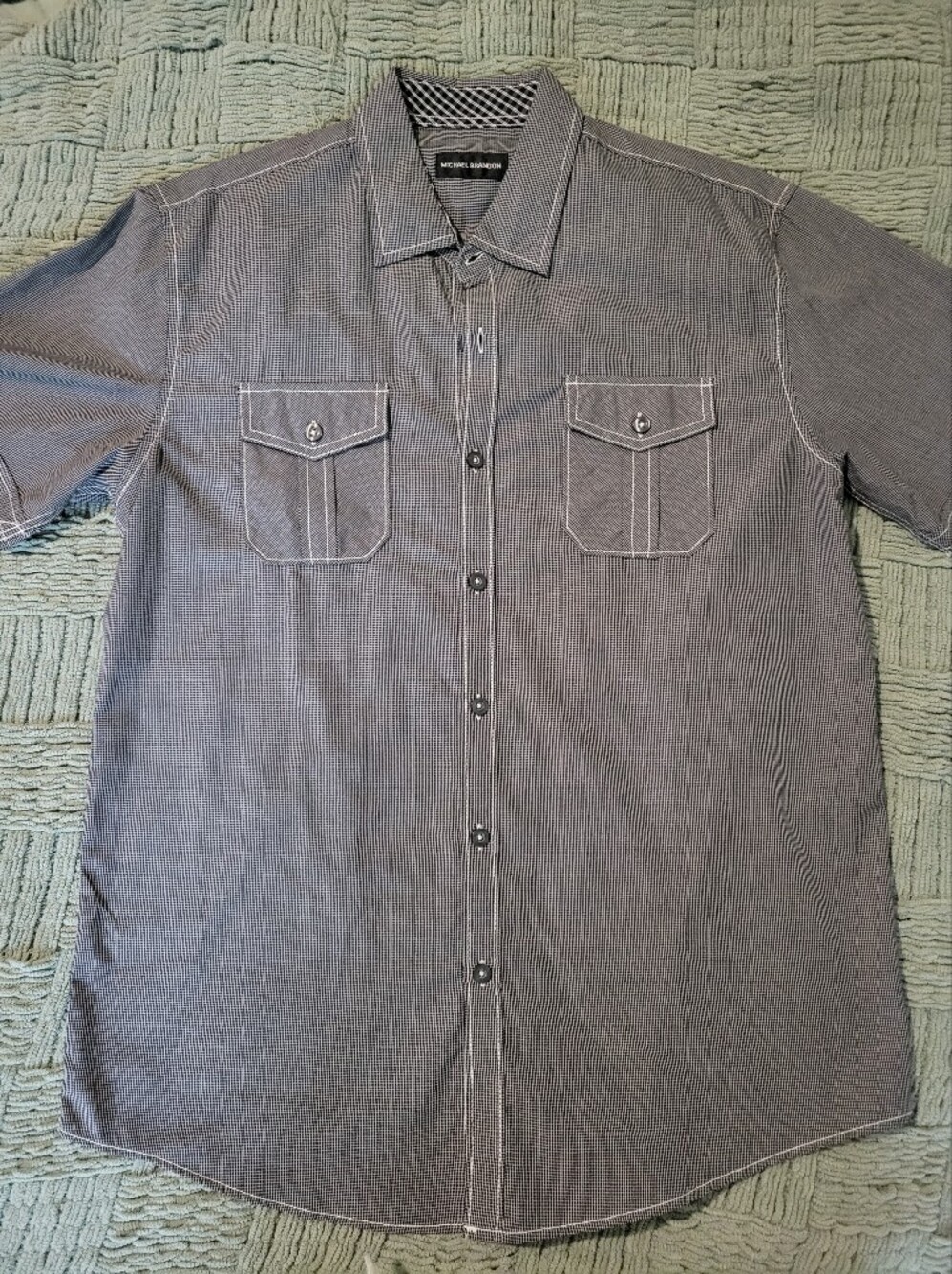 Four Short Sleeve Button Down Shirts Large